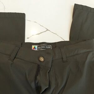 Men's Olive Pants UB Tech 32x32 Hiking Athletic Nylon Spandex